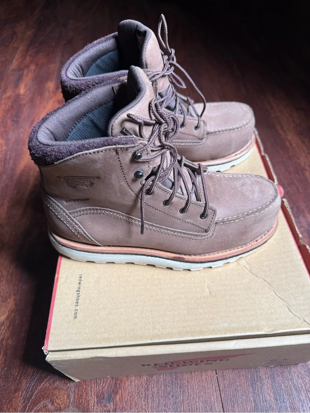 Men's Brown Moc Toe Work Boots - Rugged Waterproof Comfort Red Wind
